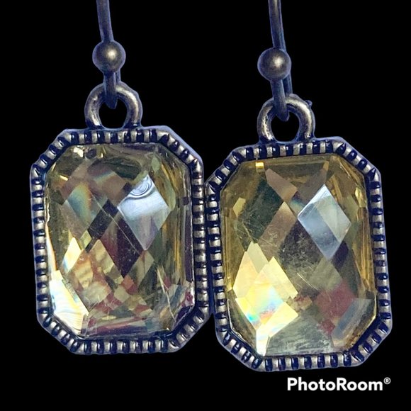 Emerald Radiant Cut Champagne Topaz Crystal Earrings Brass Gold Tone Dangle - Picture 5 of 12